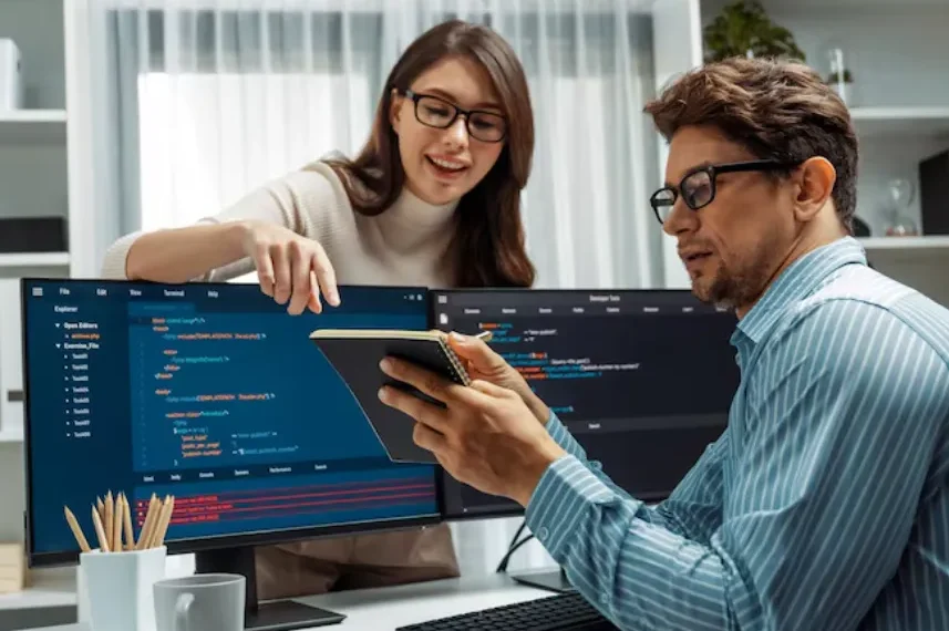 Modern Frontend Development: Choosing Between Angular, Vue.js, and Custom Solutions
